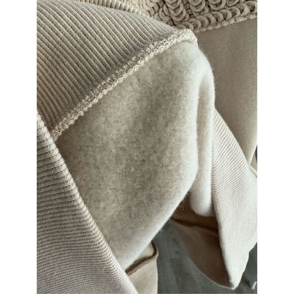 Zara Light Beige Crochet Sweatshirt NWT - Picture 5 of 6